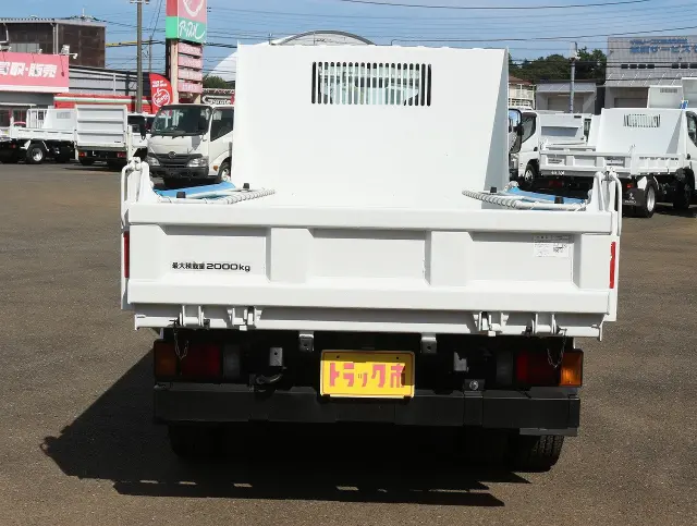 いすゞ エルフ TPG-NJR85AD(2WD)の写真7