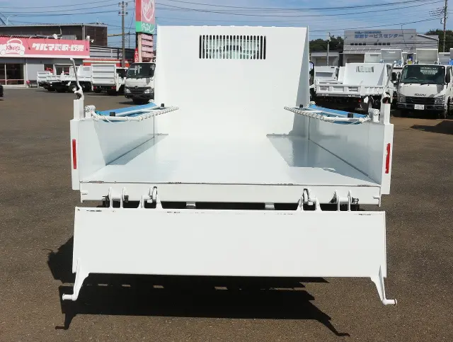 いすゞ エルフ TPG-NJR85AD(2WD)の写真11