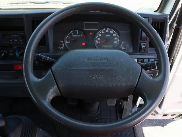 いすゞ エルフ BKG-NJR85AD(2WD)の写真36