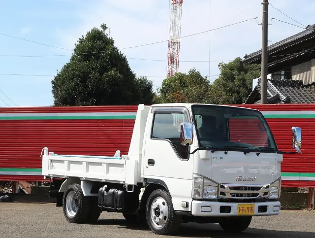いすゞ エルフ TPG-NJR85AD(2WD)の写真4