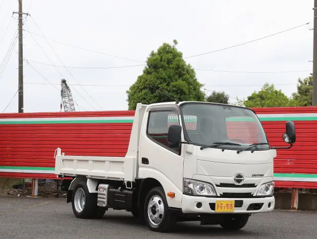 日野 デュトロ 2RG-XZU600T(2WD)の写真4