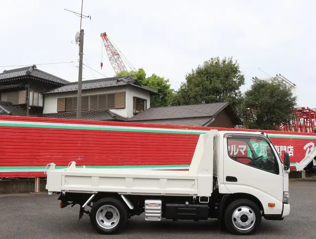 日野 デュトロ 2RG-XZU600T(2WD)の写真5