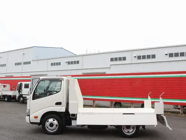 日野 デュトロ 2RG-XZU600T(2WD)の写真16