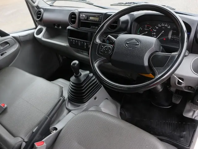 日野 デュトロ 2RG-XZU600T(2WD)の写真35