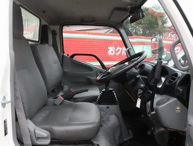 日野 デュトロ 2RG-XZU600T(2WD)の写真36