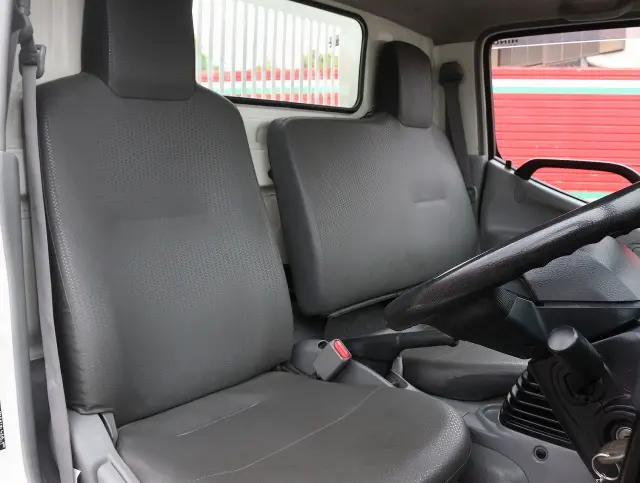 日野 デュトロ 2RG-XZU600T(2WD)の写真37