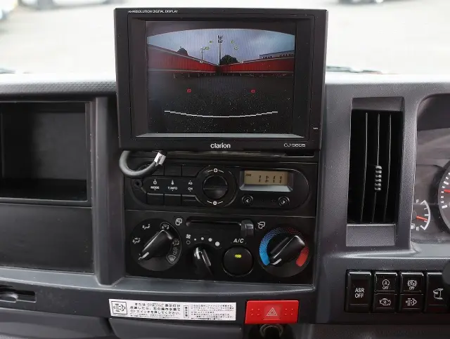 いすゞ エルフ TRG-NJR85A(2WD)の写真35
