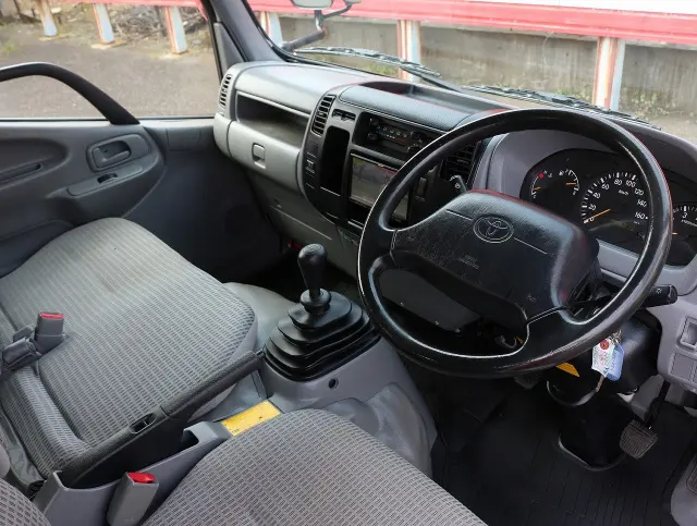 トヨタ トヨエース QDF-KDY231(2WD)の写真3