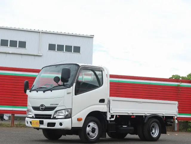 日野 デュトロ TKG-XZU605M(2WD)の写真1