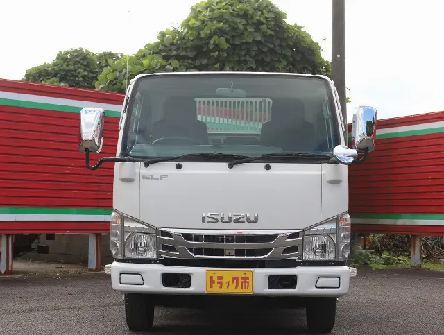 いすゞ エルフ TPG-NKR85AD(2WD)の写真3