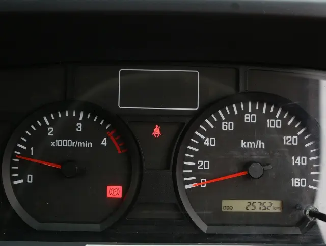 いすゞ エルフ TPG-NKR85AD(2WD)の写真37