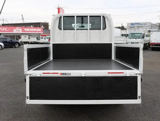 いすゞ エルフ TRG-NJR85A(2WD)の写真9