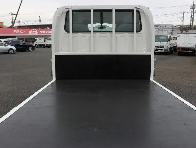 いすゞ エルフ TRG-NJR85A(2WD)の写真16