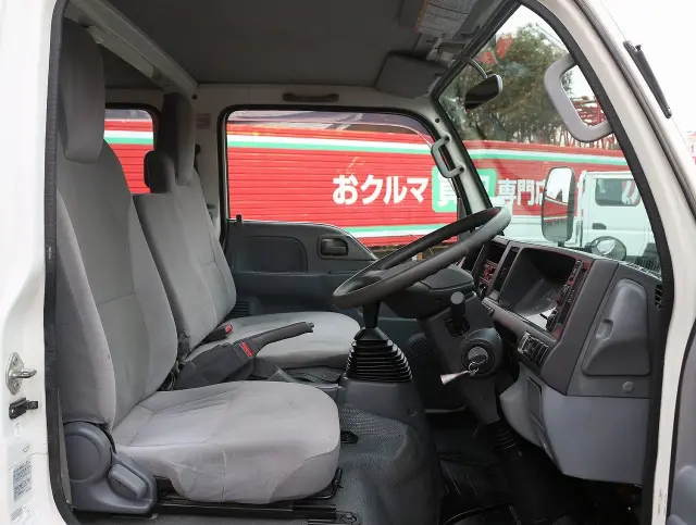 いすゞ エルフ TRG-NJR85A(2WD)の写真28