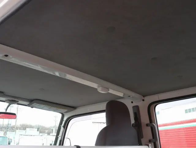 いすゞ エルフ TRG-NJR85A(2WD)の写真40