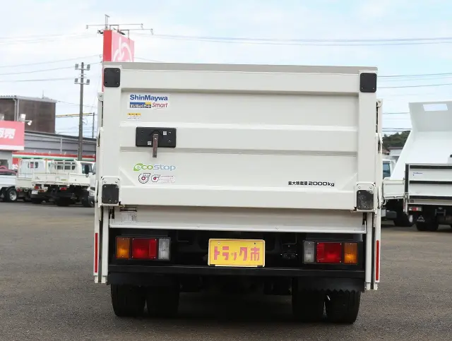 いすゞ エルフ TRG-NJS85A(4WD)の写真6