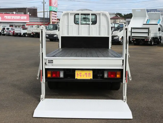 いすゞ エルフ TRG-NJS85A(4WD)の写真24