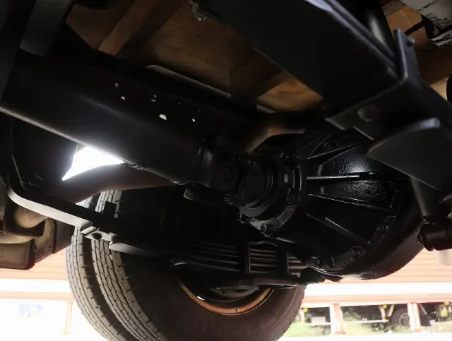 いすゞ エルフ TRG-NJS85A(4WD)の写真34