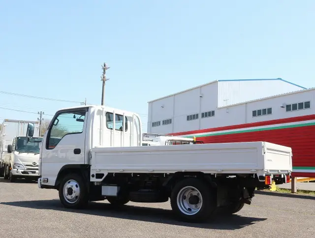 いすゞ エルフ TPG-NJS85A(4WD)の写真7