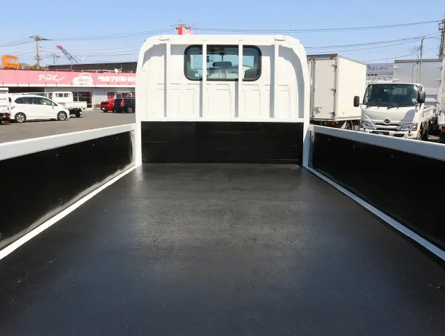 いすゞ エルフ TPG-NJS85A(4WD)の写真10