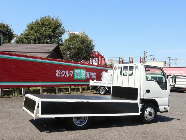 いすゞ エルフ TPG-NJS85A(4WD)の写真14