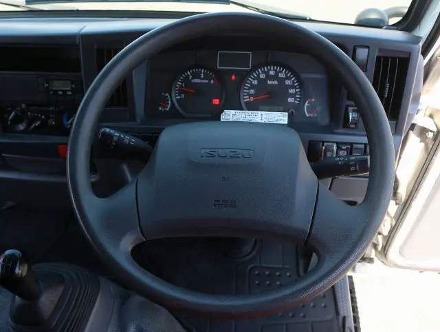 いすゞ エルフ TPG-NJS85A(4WD)の写真34