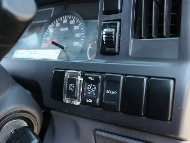 いすゞ エルフ TPG-NJS85A(4WD)の写真40