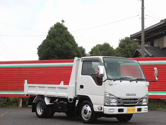 いすゞ エルフ TPG-NJR85AD(2WD)の写真4