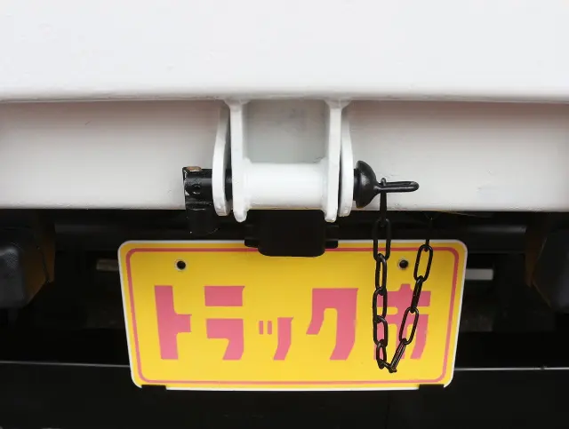 いすゞ エルフ TPG-NJR85AD(2WD)の写真7