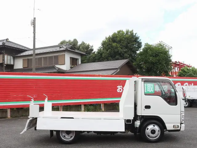 いすゞ エルフ TPG-NJR85AD(2WD)の写真13