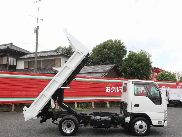 いすゞ エルフ TPG-NJR85AD(2WD)の写真21