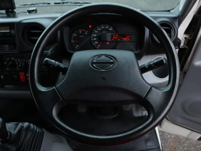 日野 デュトロ TKG-XZU605M(2WD)の写真26