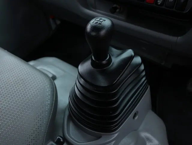日野 デュトロ TKG-XZU605M(2WD)の写真29