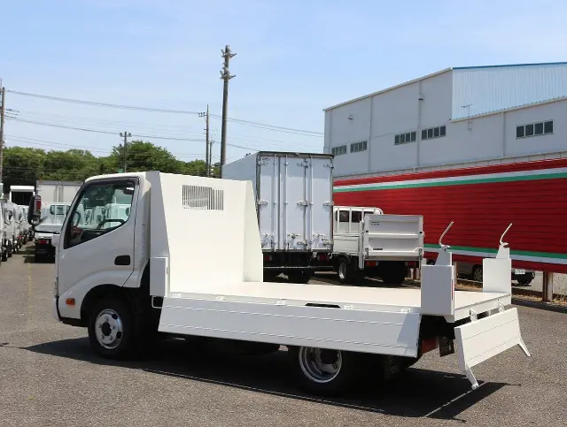 トヨタ ダイナ TKG-XZC610D(2WD)の写真16