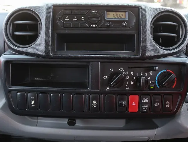 トヨタ ダイナ TKG-XZC610D(2WD)の写真44