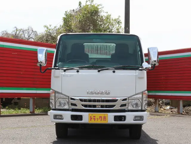 いすゞ エルフ BKG-NKR85AD(2WD)の写真3