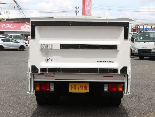 いすゞ エルフ TRG-NJS85A(4WD)の写真6