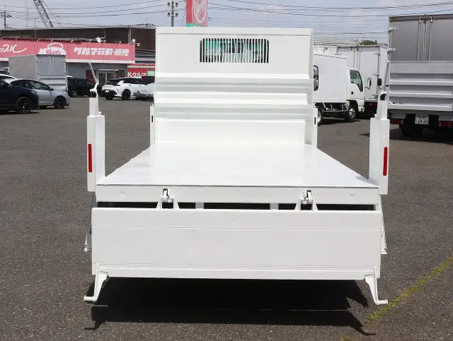 いすゞ エルフ BKG-NKR85AD(2WD)の写真15