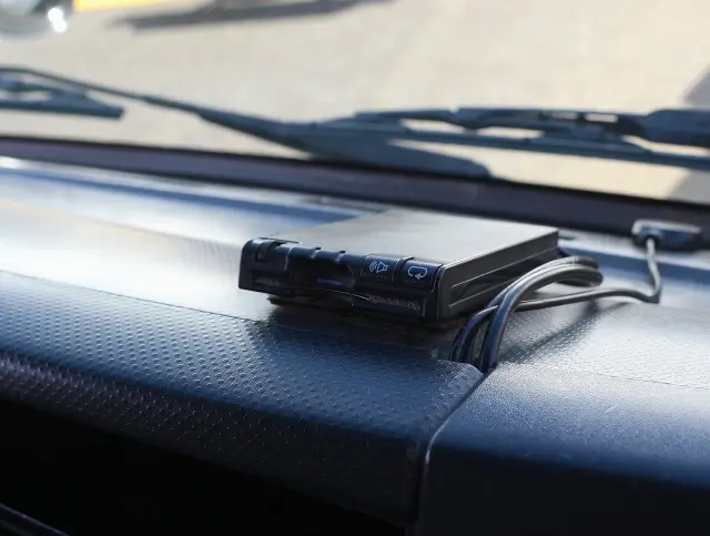 いすゞ エルフ BKG-NKR85AD(2WD)の写真39