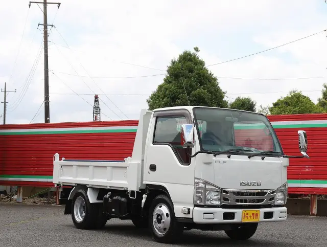 いすゞ エルフ TPG-NKR85AD(2WD)の写真5