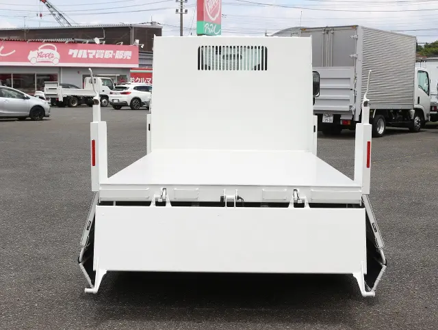 いすゞ エルフ TPG-NKR85AD(2WD)の写真17