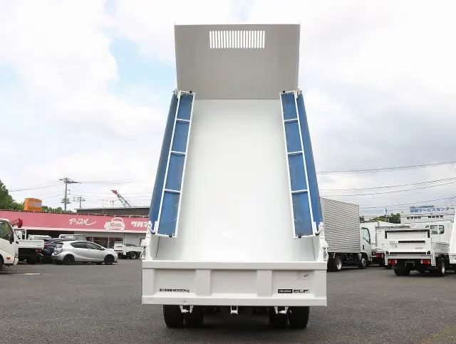 いすゞ エルフ TPG-NKR85AD(2WD)の写真24