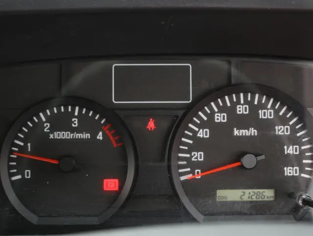 いすゞ エルフ TPG-NKR85AD(2WD)の写真42