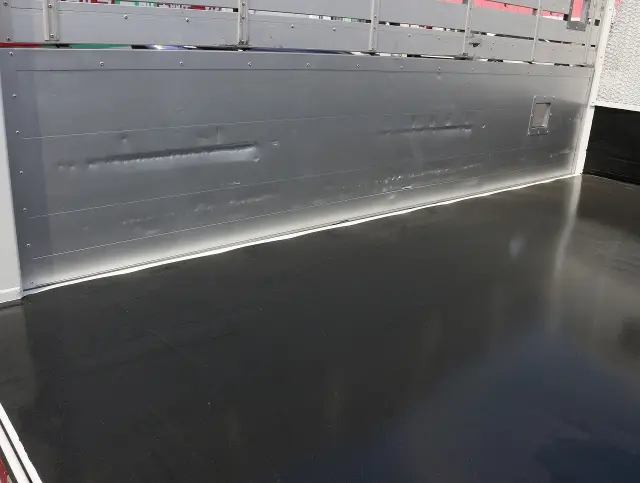 いすゞ エルフ TPG-NJR85A(2WD)の写真18