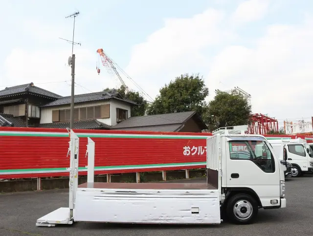 いすゞ エルフ TPG-NJR85A(2WD)の写真29