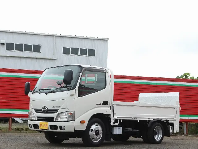日野 デュトロ TKG-XZC605M(2WD)の写真1