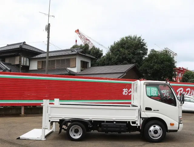 日野 デュトロ TKG-XZC605M(2WD)の写真12