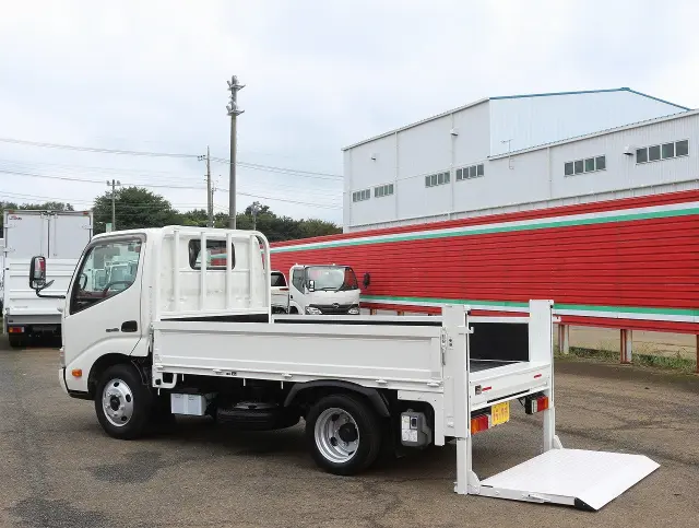 日野 デュトロ TKG-XZC605M(2WD)の写真16