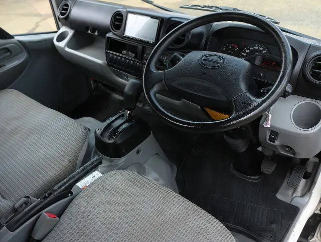 日野 デュトロ TKG-XZC605M(2WD)の写真31