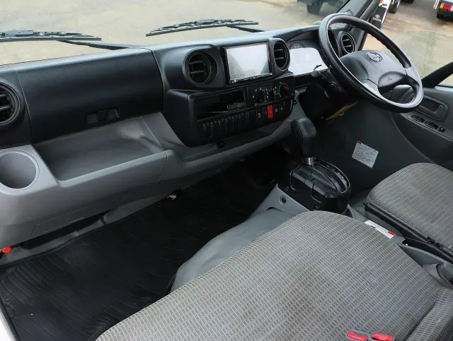 日野 デュトロ TKG-XZC605M(2WD)の写真44